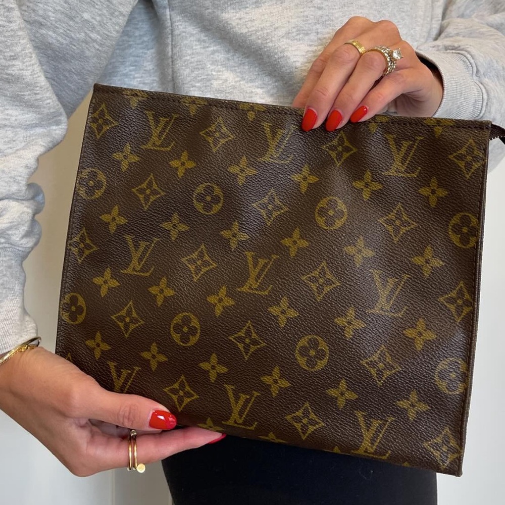 COPY - Louis Vuitton Monogram Toiletries 26
